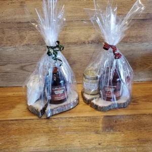 Ensemble cadeau (sucre, sirop, suçons à l'érable ou beurre, sirop, suçons à l'érable)